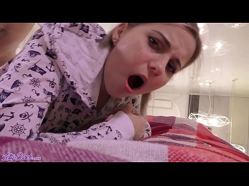 ❤️ Секси мама гута и прегостил секс - сперма изблиза Руски порно код нас ❤